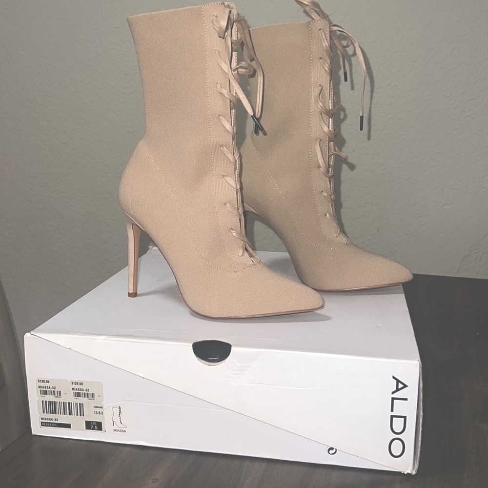 Aldo Miassa Sock Booties sz 7.5
